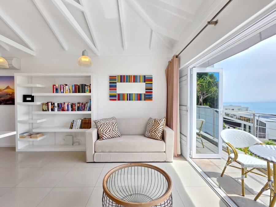 To Let 1 Bedroom Property for Rent in Camps Bay Western Cape